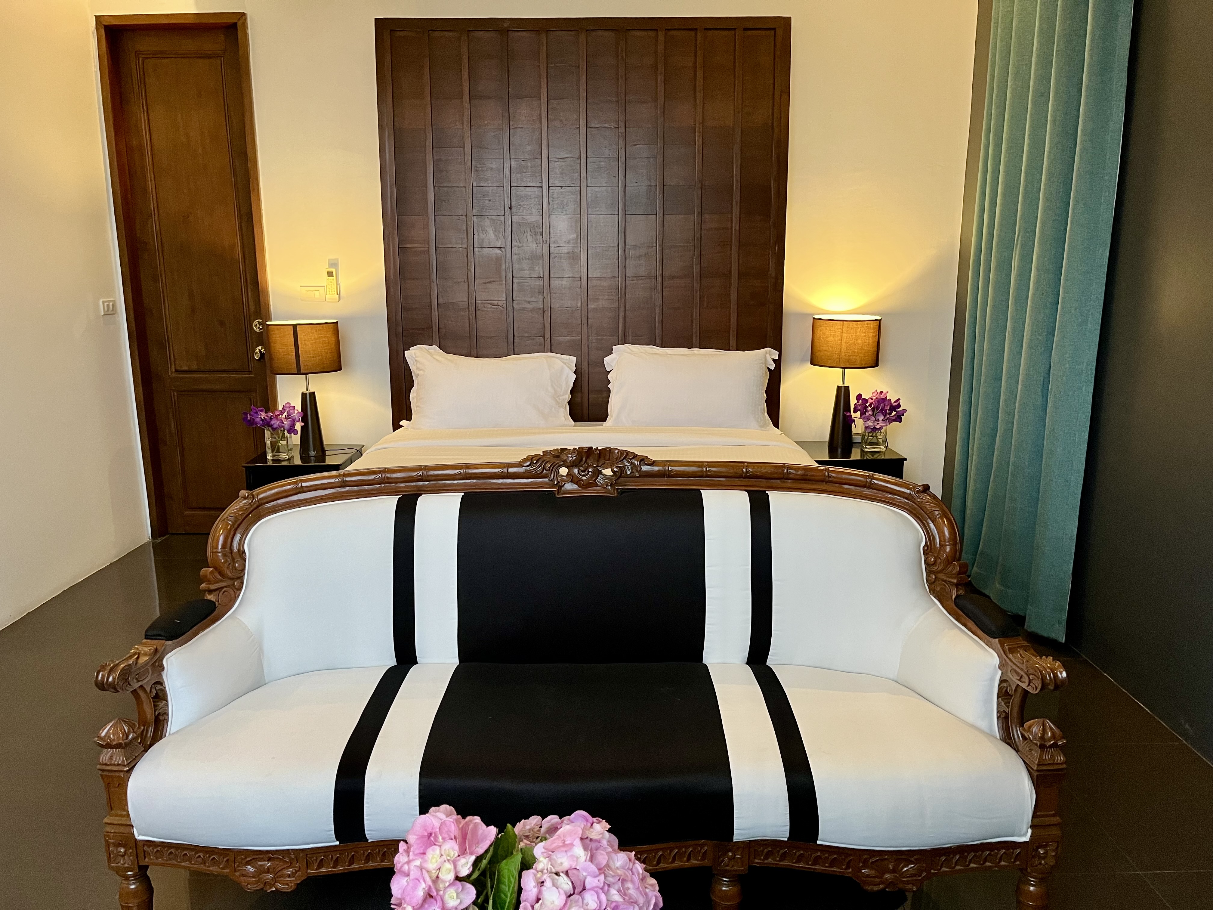 Mountain Suite - Image 1